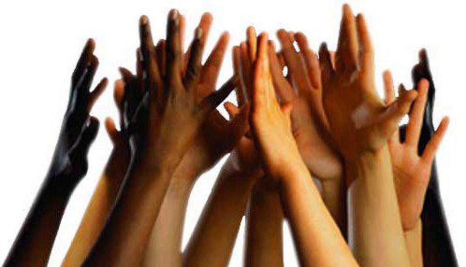 380310_434965186520340_1632729775_n