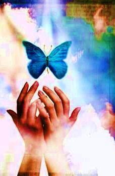 manos_mariposas_soltar