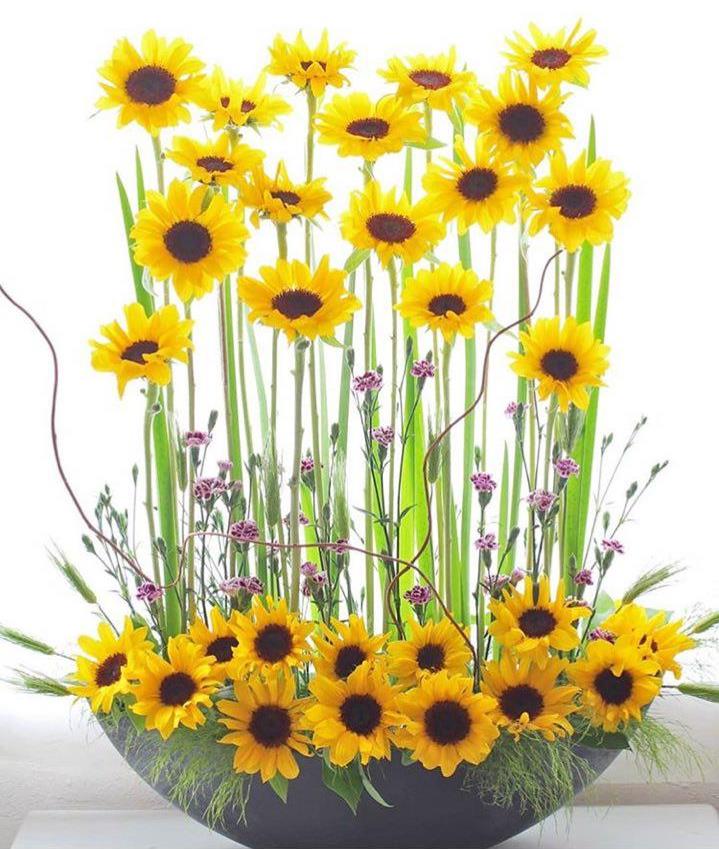 Arreglo-Floral-con-30-Mini-Girasoles